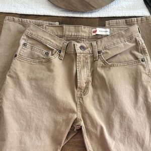 Wrangler Beige Slim Straight Jeans